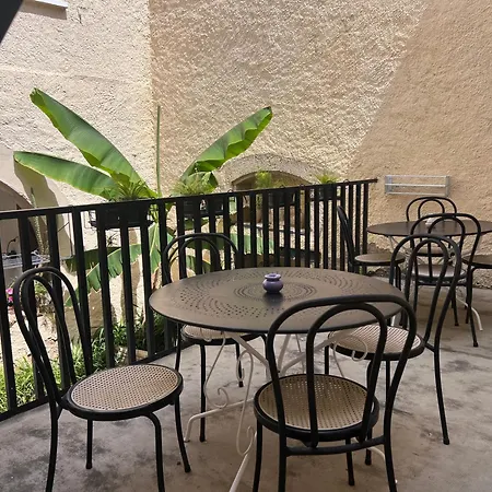 Habitación en casa particular Domaine La Coquillade