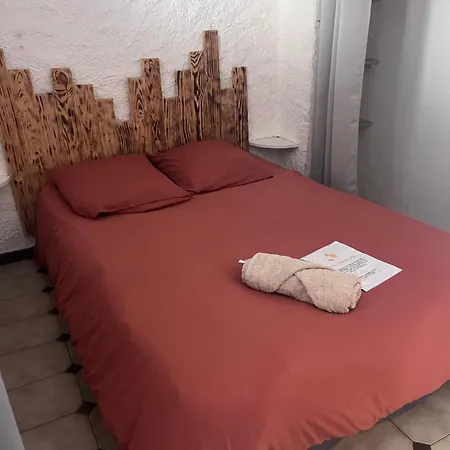 Проживание в семье Domaine La Coquillade *
