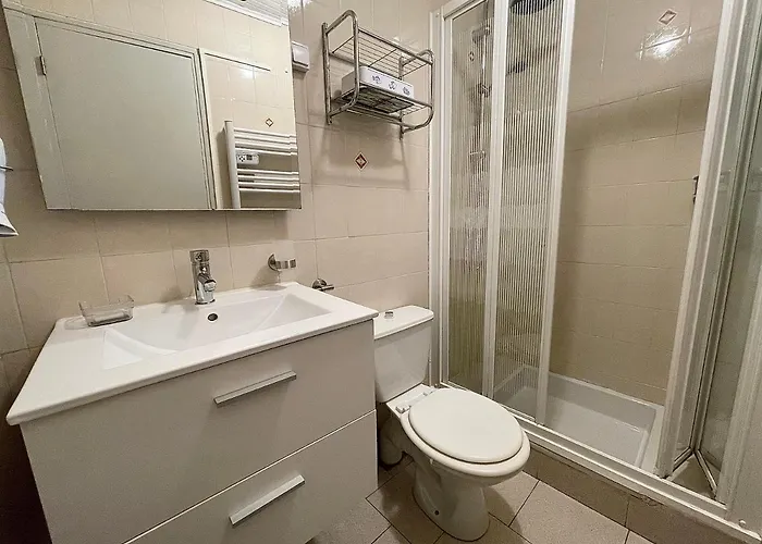 Domaine La Coquillade Homestay Autignac (Herault)