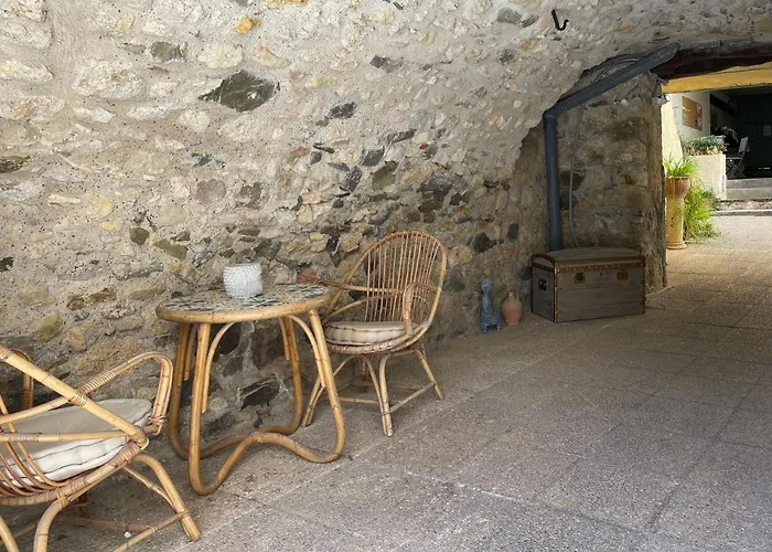 Homestay Domaine La Coquillade *