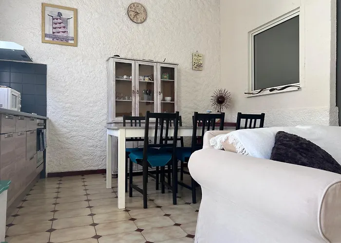 Domaine La Coquillade Homestay