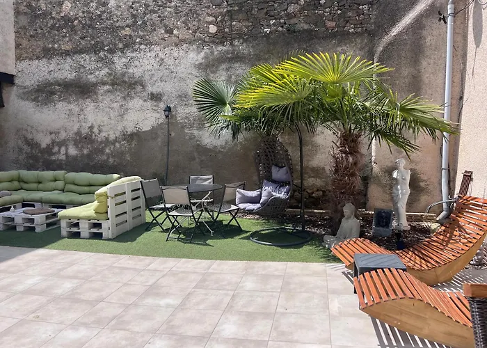 Homestay Domaine La Coquillade *