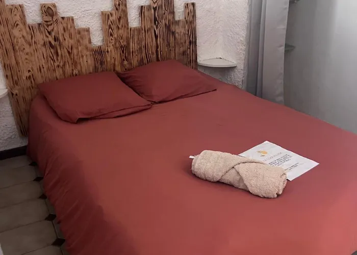 Homestay Domaine La Coquillade *