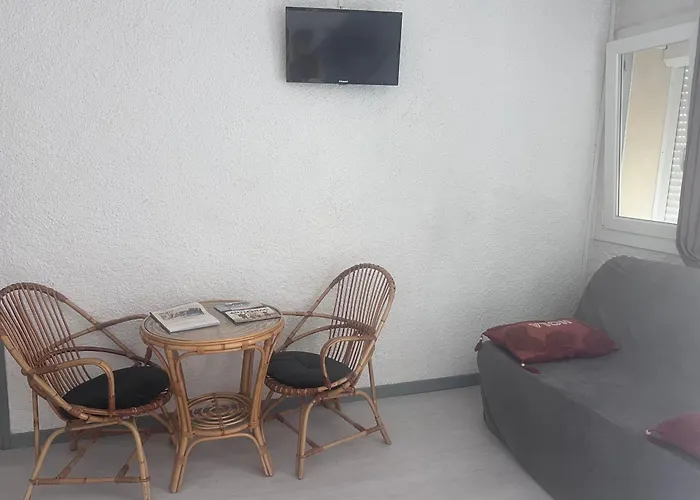 Domaine La Coquillade Homestay
